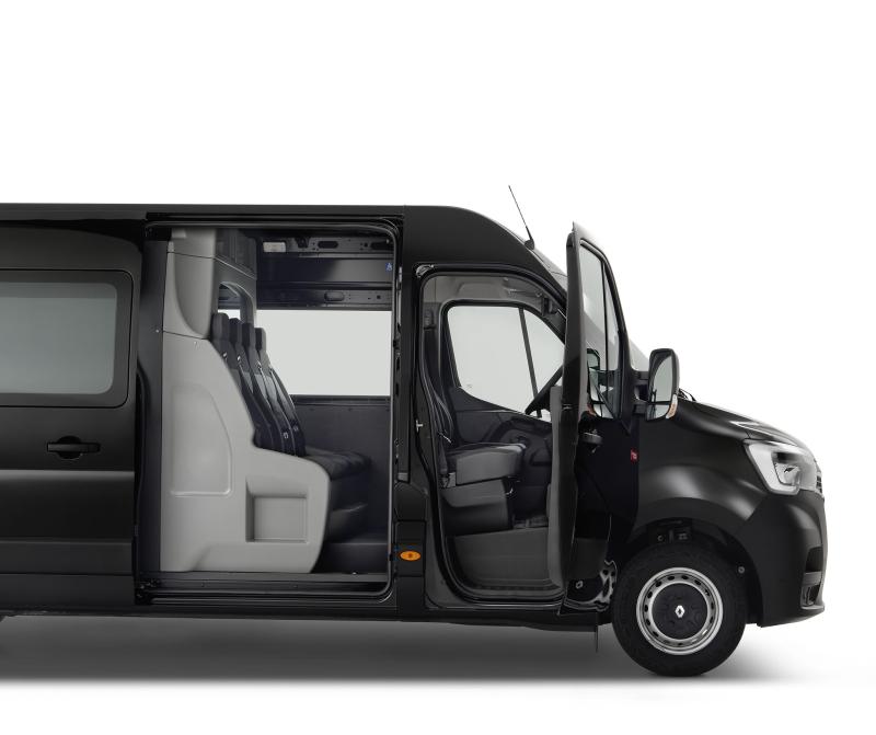 Nebim-Renault-Master-bestelwagen-dubbele-cabine-zijkant-afgekort-open